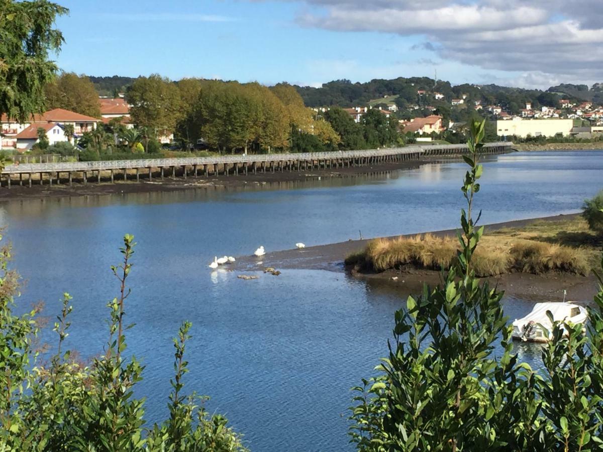 Port Bidassoa - T2 Coquet, Parking, Lit Xxl, Wifi, Pres De La Gare Hendaye