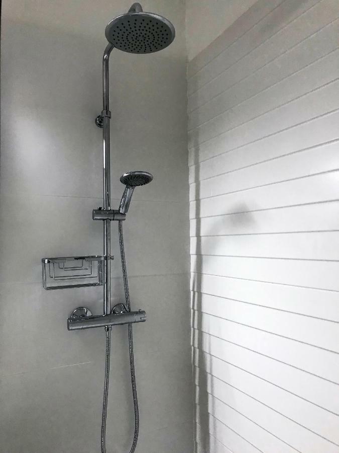 Port Bidassoa - T2 Coquet, Parking, Lit Xxl, Wifi, Pres De La Gare